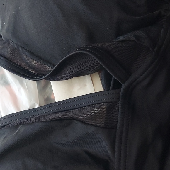 One Piece Mesh Panel Tummy Control Swimsuit - Picture 4 of 6